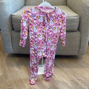 Lisa Frank x Posh Peanut Ruffle Butt Footie Pjs 🎀